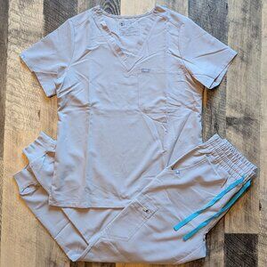 Figs Boulder Set Zamora Joggers & Catarina Scrub Top